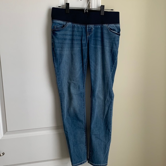 Old Navy Maternity Jeans - Size 6 - Picture 1 of 4